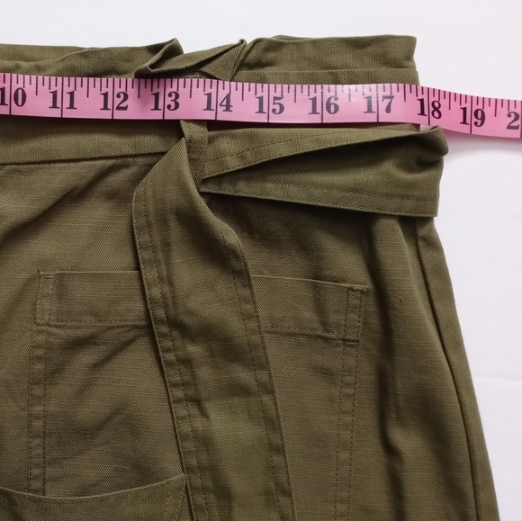 LOFT OUTLET WOMEN'S ARMY GREEN BUTTON FROM MINI SKIRT.SIZE 14. - Picture 6 of 12